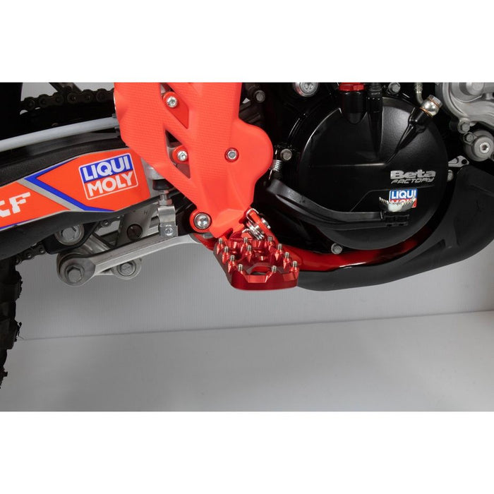 Beta RX|RR|RR-S (20-on) Fastway Footpegs Red