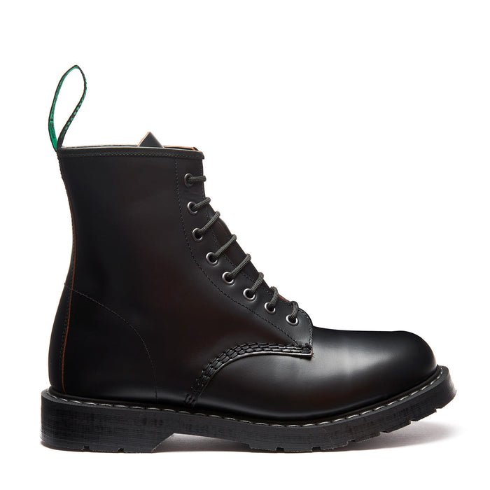 Black Fine Grain 8 Eye Derby Boot
