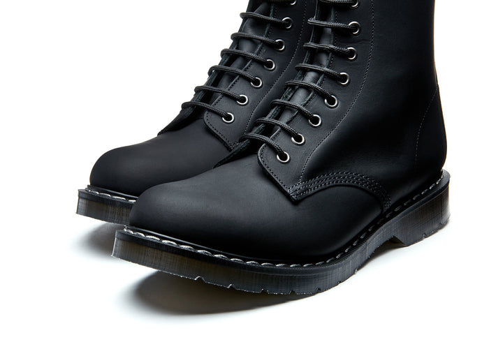 Black Greasy 11 Eye Zip Derby Boot