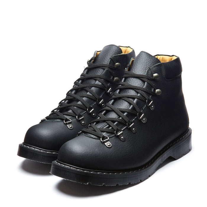 Black Greasy Grain Urban Hiker