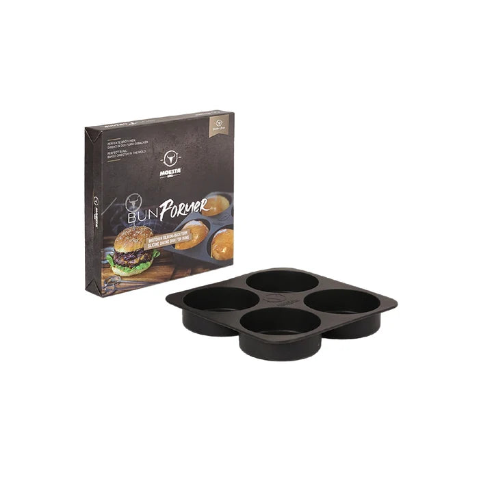 Schwarze runde Silikonform für Brötchen neben Verpackung mit der Aufschrift 'BUNPAPER'.
