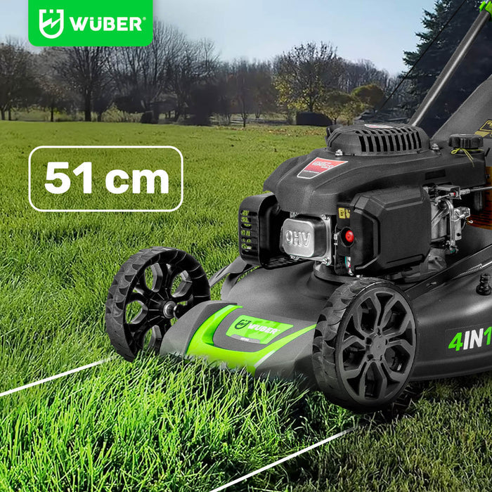 Spalinowa kosiarka WÜBER 51 cm czarno-zielona z silnikiem OHV 4w1 na trawie w ogrodzie