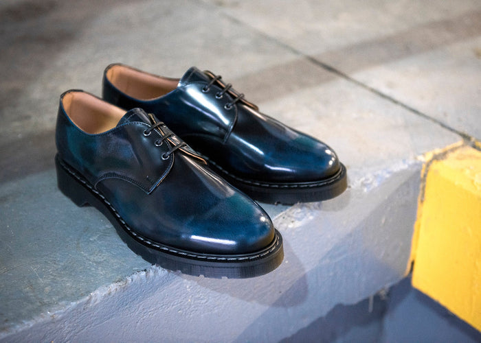Navy Rub-Off Gibson Shoe