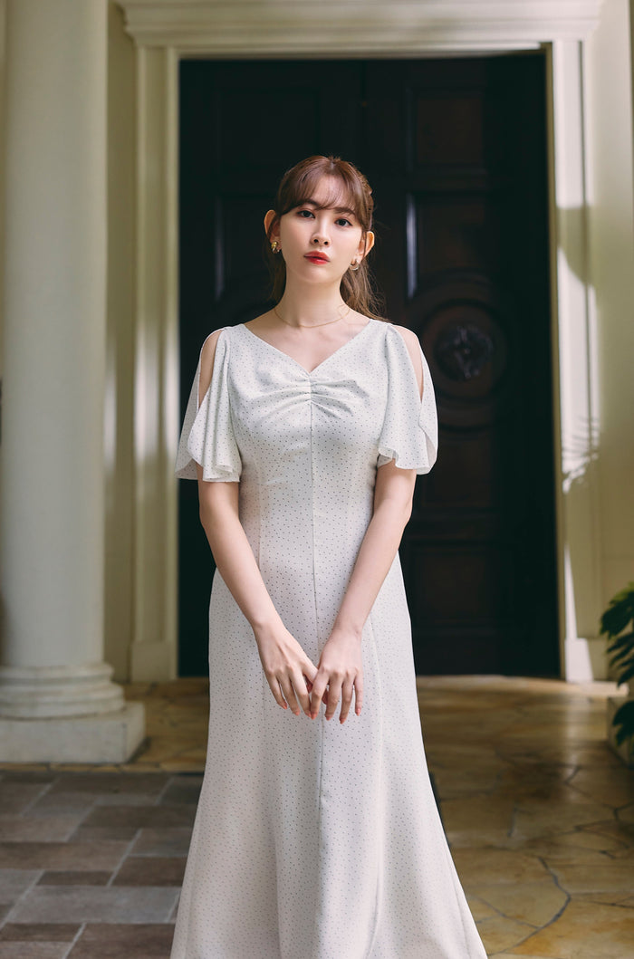 Pin-Dot Slit Sleeve Dress
