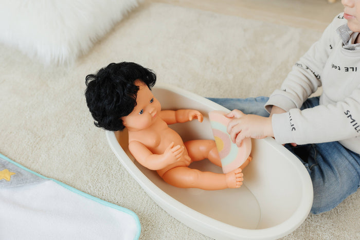 Reborn Doll Bathtub & Rainbow Sponge Set (side view) — Little Mamas Nursery