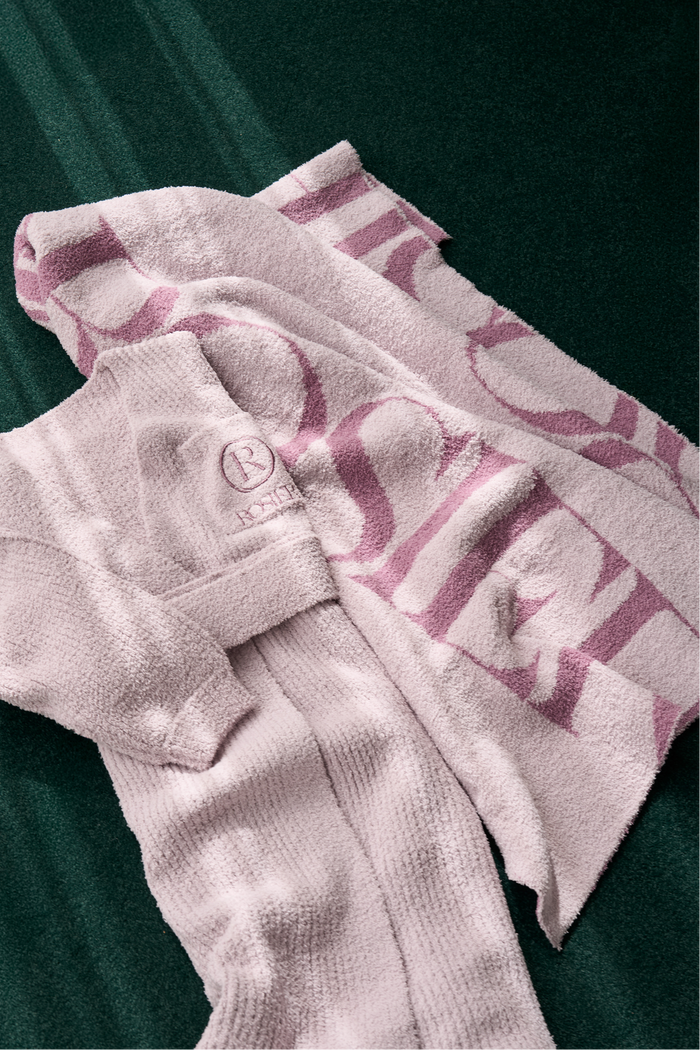 ROSIER Comfy Blanket