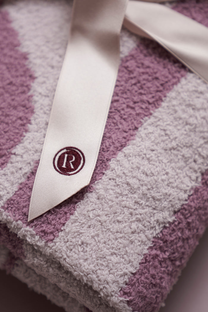ROSIER Comfy Blanket