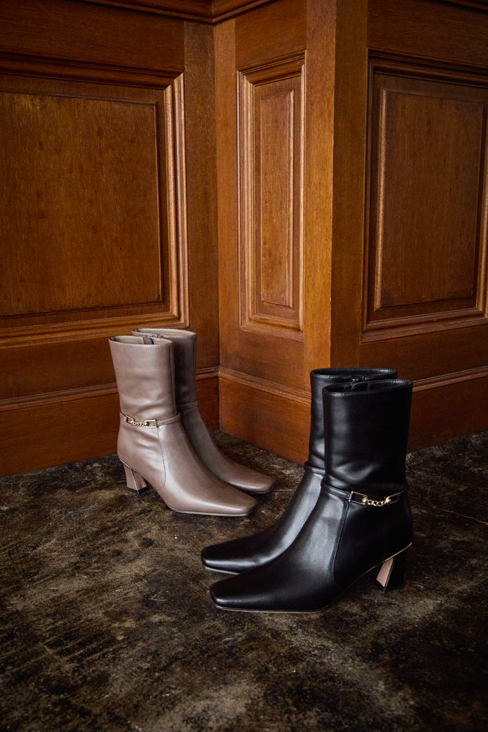 Side Bit Ankle Boots