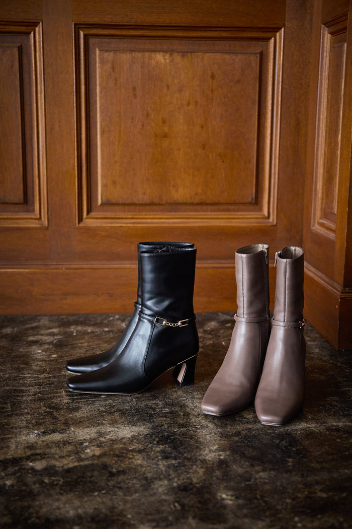 Side Bit Ankle Boots