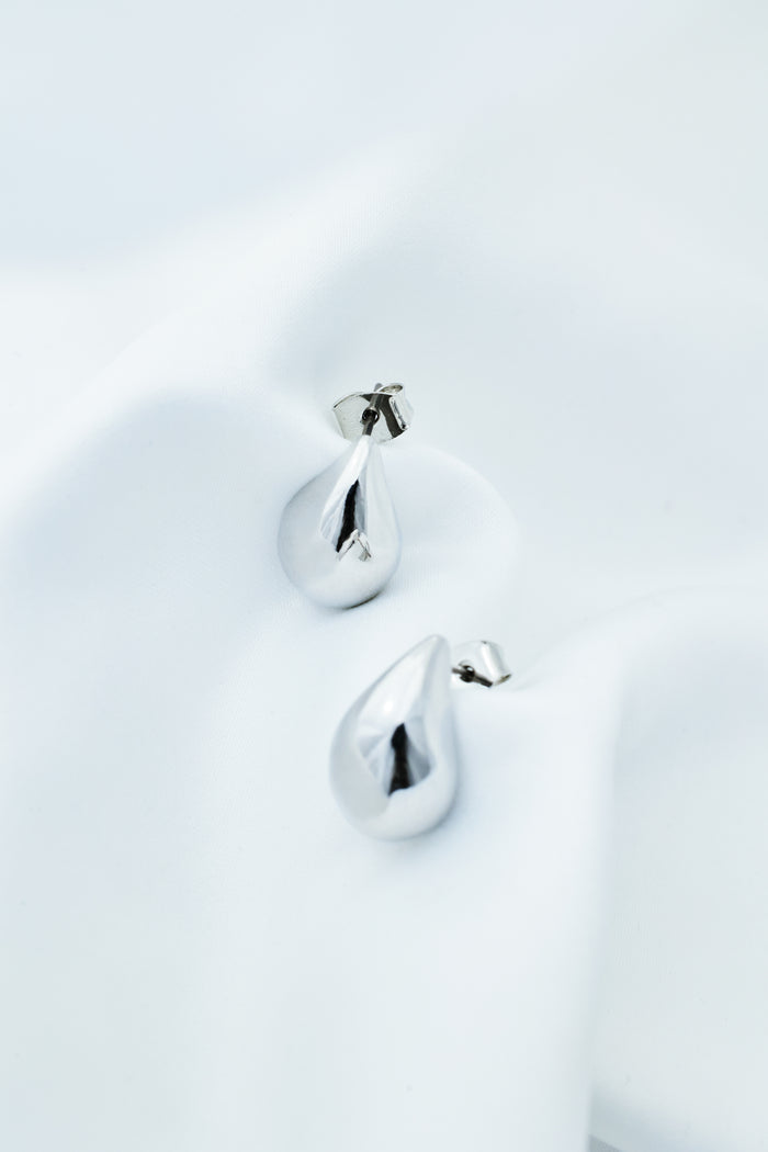 Silver Drop Pierces