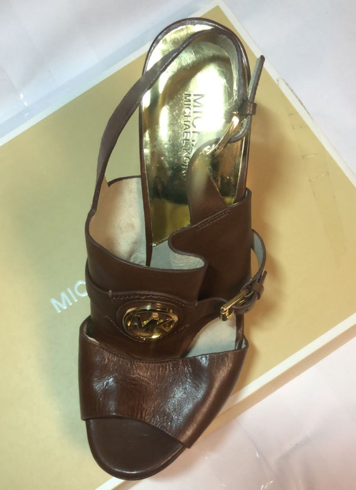 Michael Kors summer platform sandal on high raffia wedge heel, casual and stylish for vacation looks, size 11.